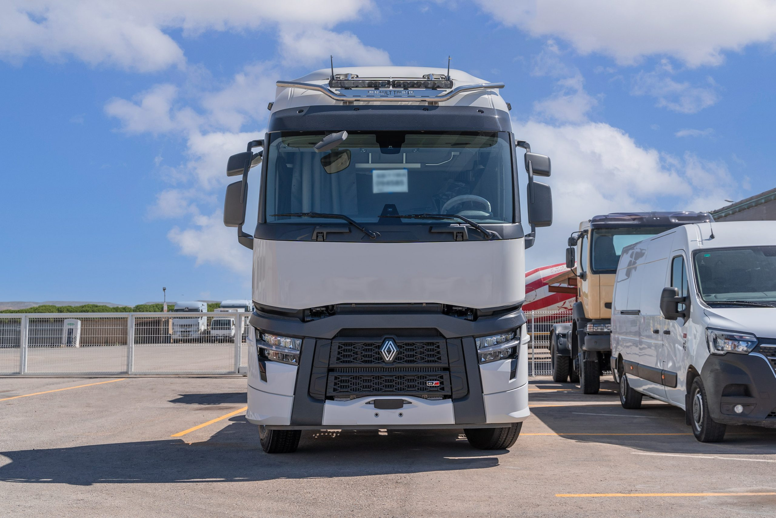 Teruel Truck Rent - foto instalaciones